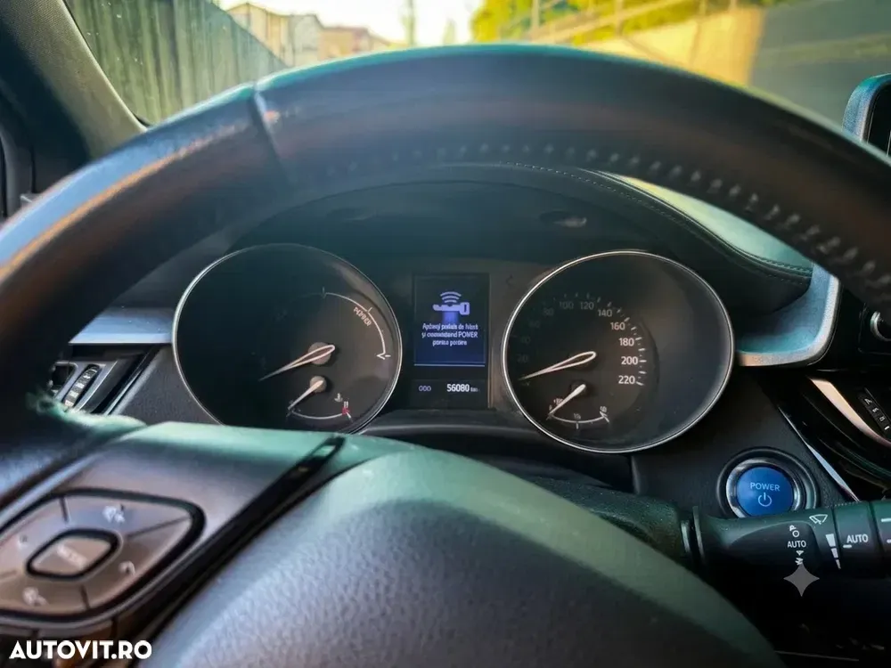 Toyota C-HR 1.8 HSD 122 CP 4x2 CVT Cult — imagine 5