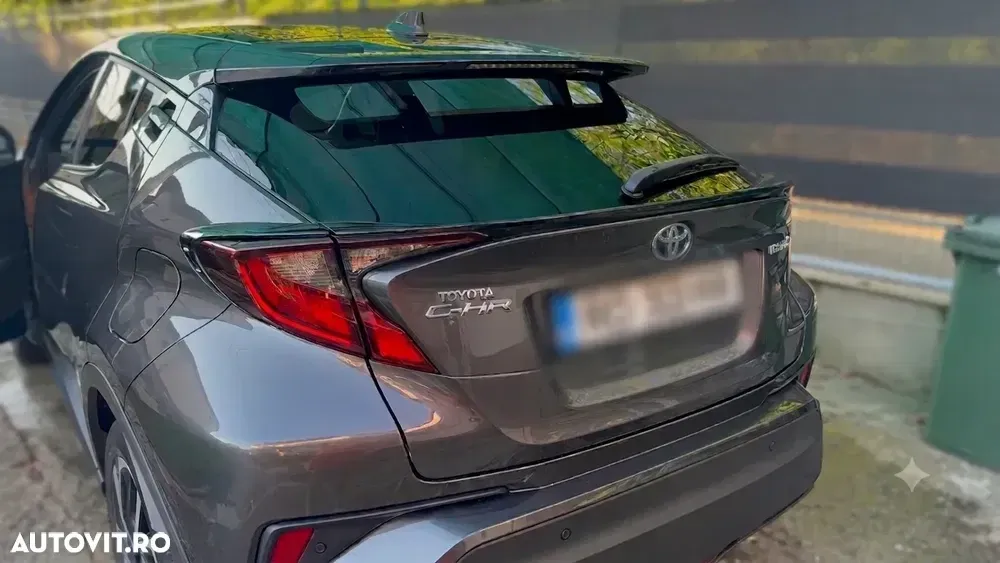 Toyota C-HR 1.8 HSD 122 CP 4x2 CVT Cult — imagine 4