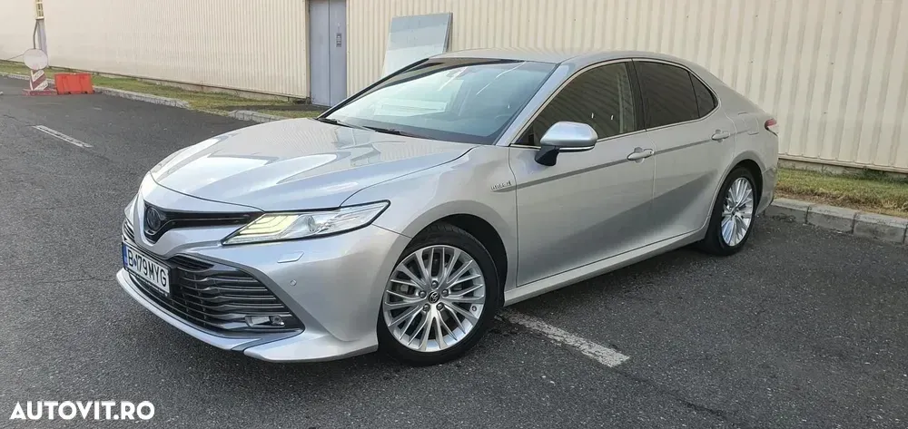Toyota Camry VIII 2.5 Exclusive — imagine 3
