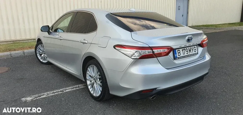 Toyota Camry VIII 2.5 Exclusive — imagine 5