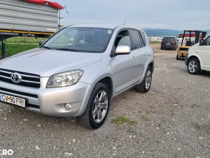 Toyota RAV4 III