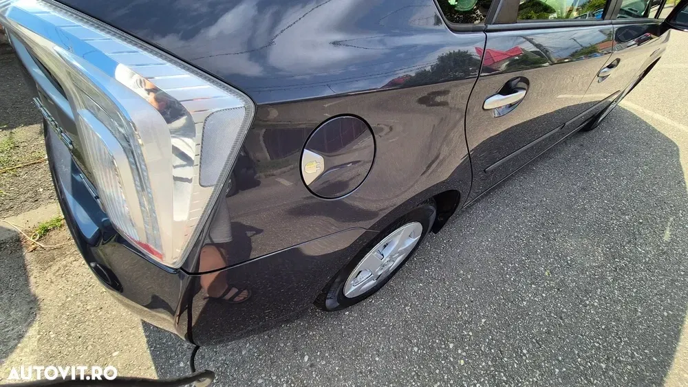 Toyota Prius III — imagine 3