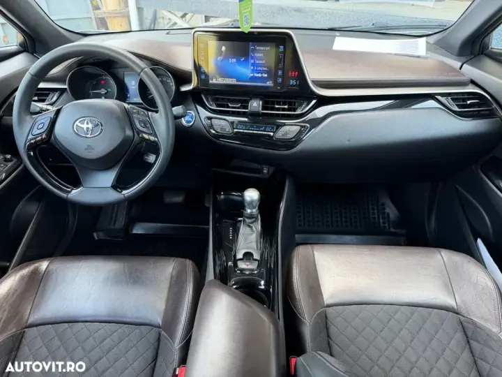 Toyota C-HR Lounge