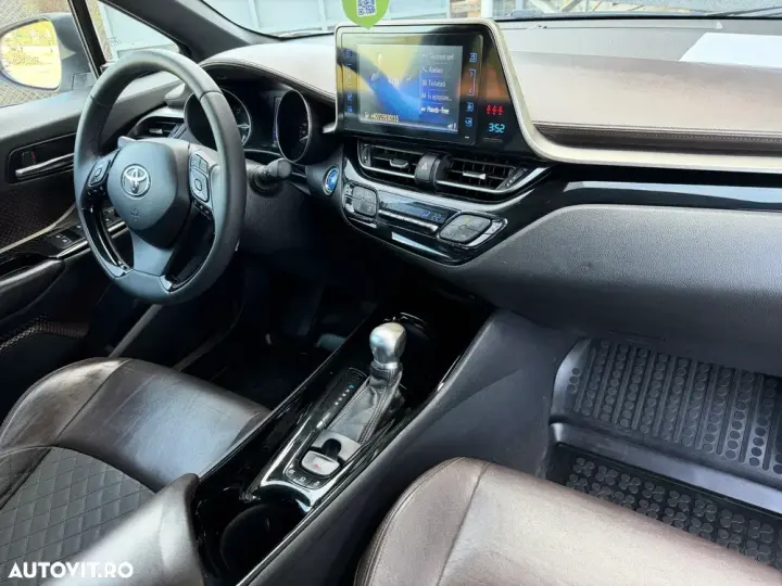 Toyota C-HR Lounge
