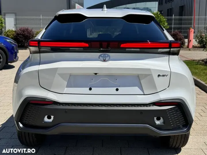 Toyota C-HR 2.0 HEV 180 CP 4x2 CVT Dynamic