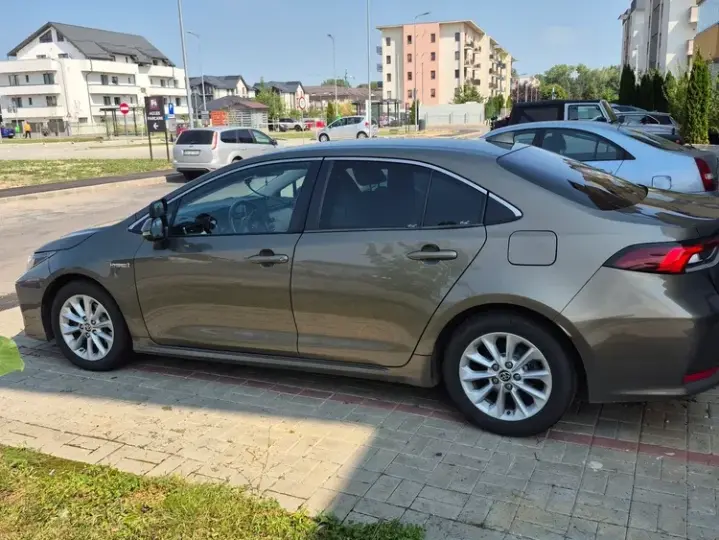 Toyota Corolla XII 1.8 HSD Business