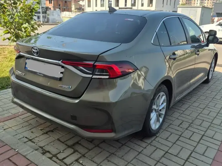 Toyota Corolla XII 1.8 HSD Business