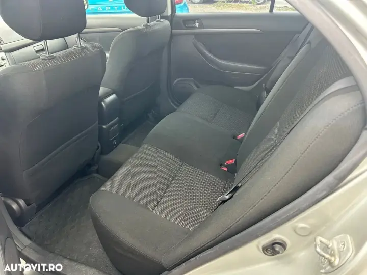 Toyota Avensis II 1.8 Executiv