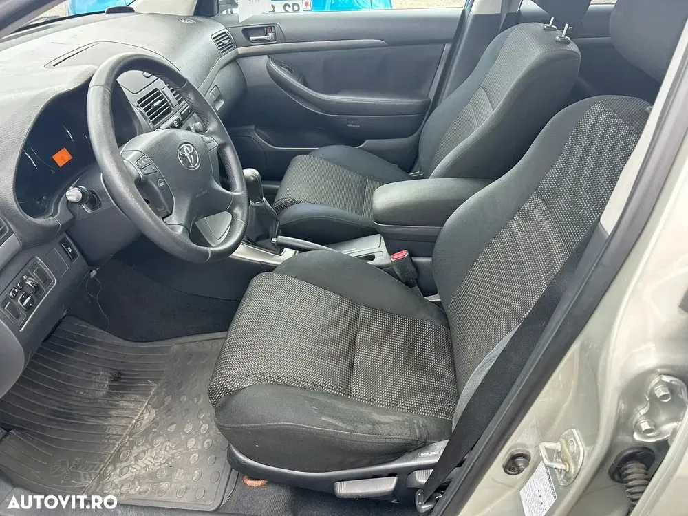 Toyota Avensis II 1.8 Executiv — imagine 4
