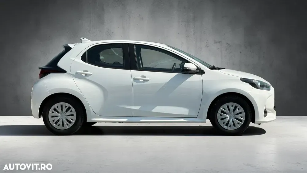 Toyota Yaris 1.5 VVT-i HSD Active — imagine 4