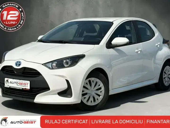 Toyota Yaris 1.5 VVT-i HSD Active