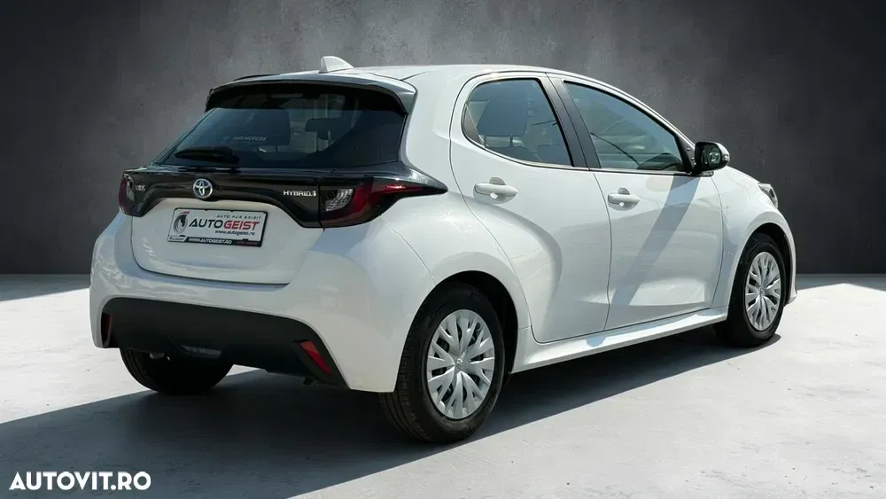 Toyota Yaris 1.5 VVT-i HSD Active — imagine 5