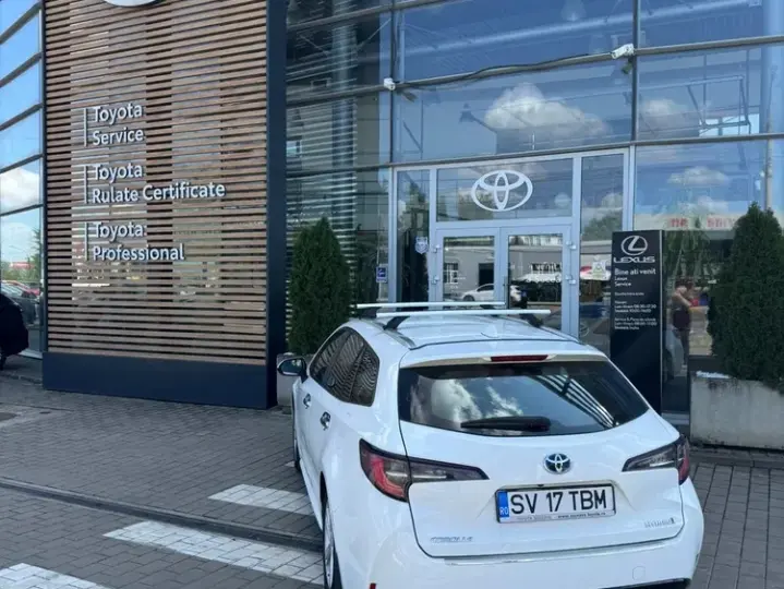 Toyota Corolla 1.8 HSD Dynamic