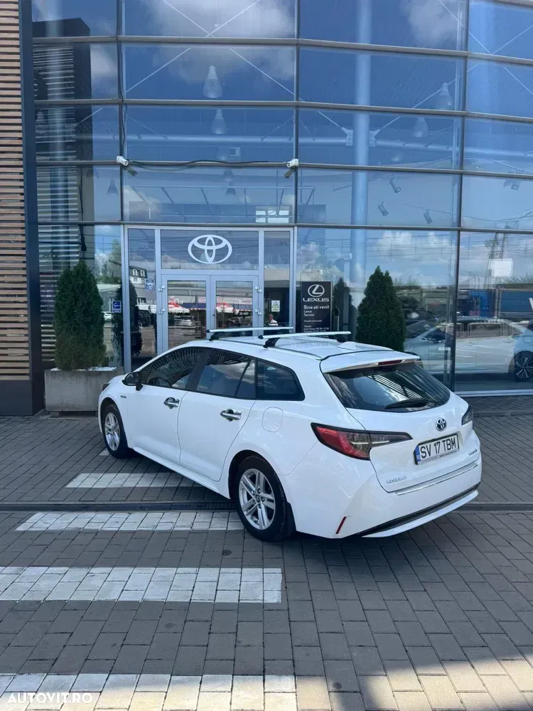 Toyota Corolla 1.8 HSD Dynamic — imagine 6