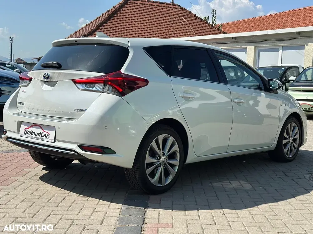 Toyota Auris 1.8 VVT-i Automatik Executive — imagine 3