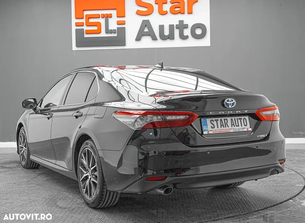 Toyota Camry VIII 2.5 Exclusive — imagine 4