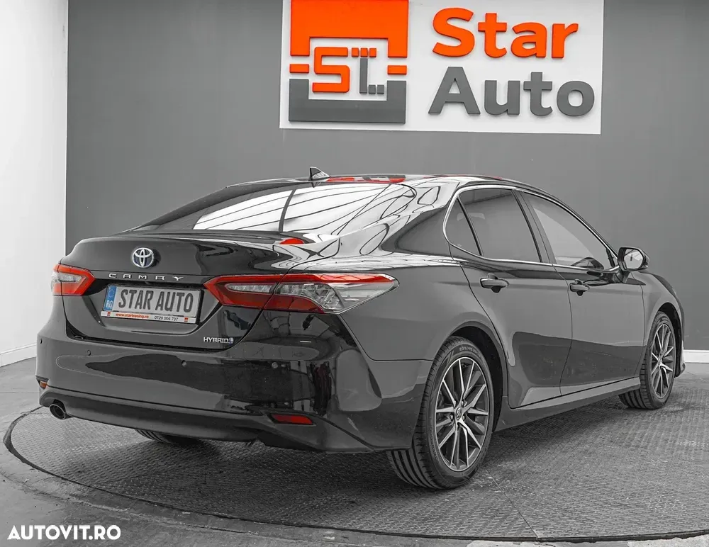 Toyota Camry VIII 2.5 Exclusive — imagine 6