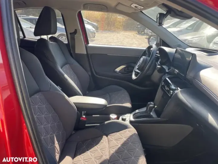 Toyota Yaris Cross 1.5 VVT-i AWD-i Adventure