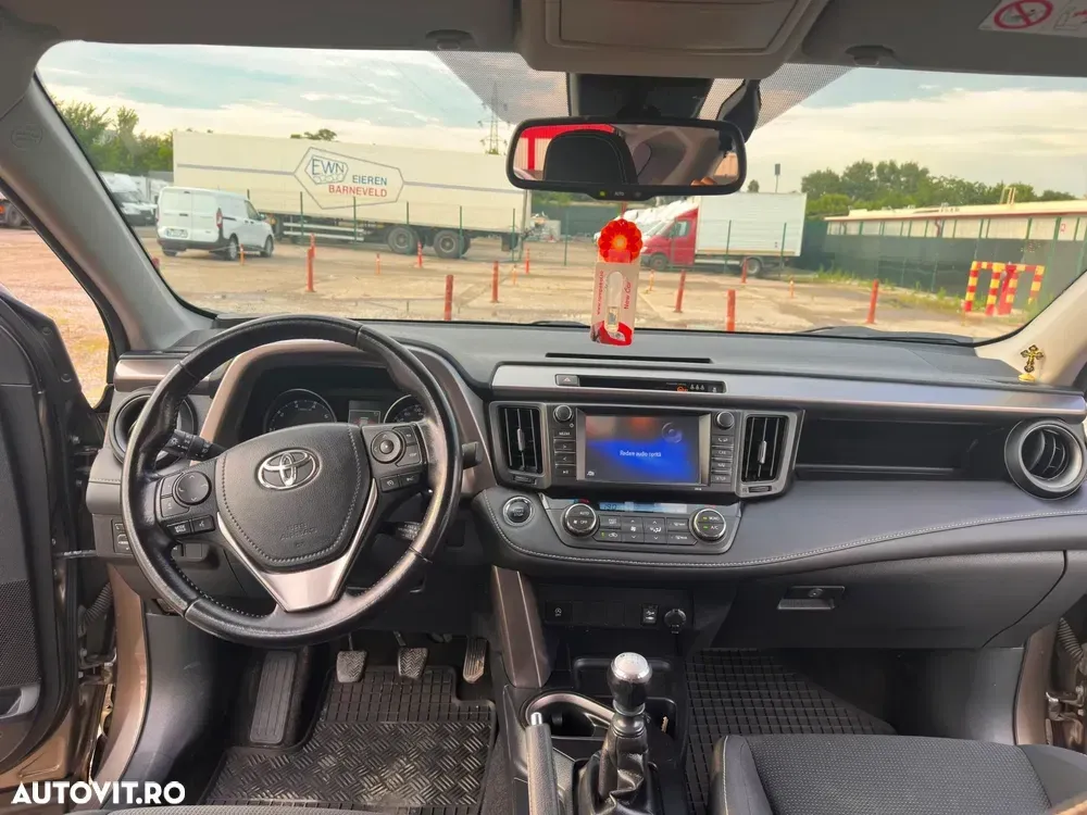 Toyota RAV4 IV 2.0 D-4D 2WD Comfort — imagine 6