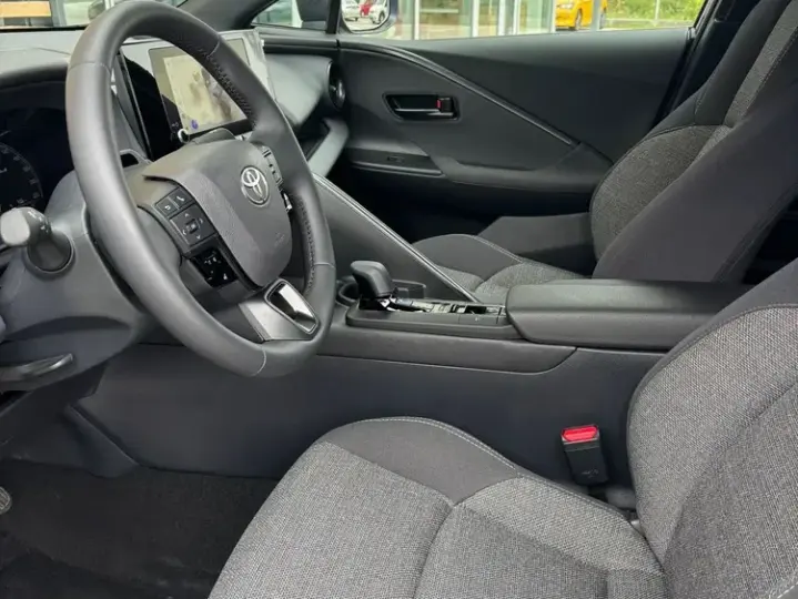 Toyota C-HR 1.8 HEV 140 CP 4x2 CVT Dynamic