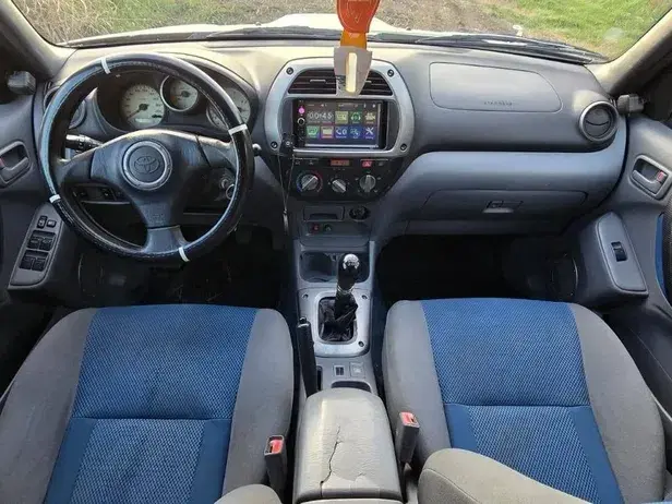 Toyota RAV4 II D-4D 4x4