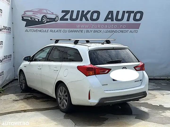 Toyota Auris 1.8 L VVT-i Luna