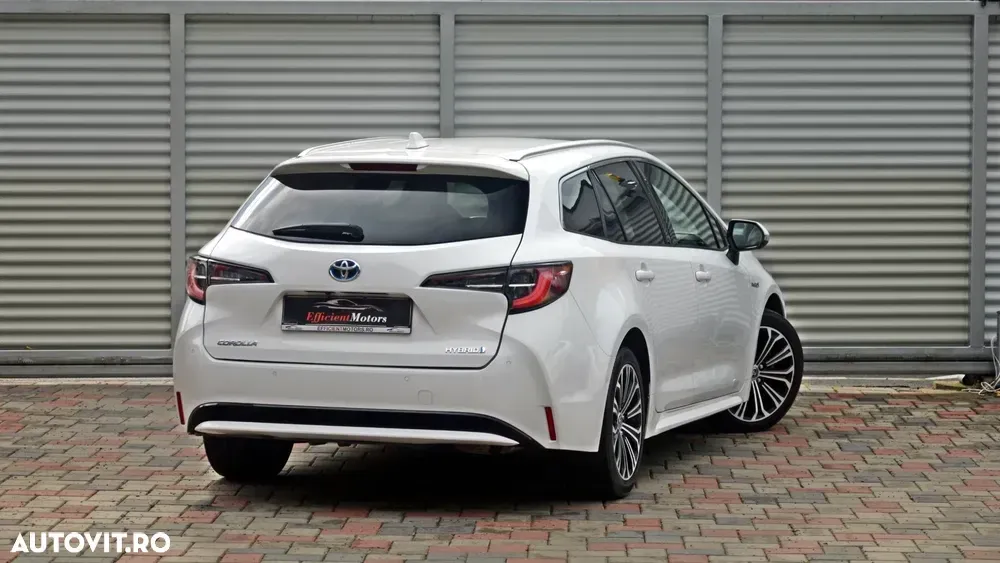Toyota Corolla XII 1.8 HSD Exclusive GR Sport — imagine 3