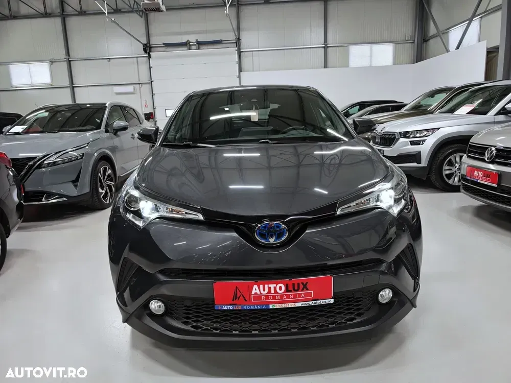 Toyota C-HR Lounge — imagine 2