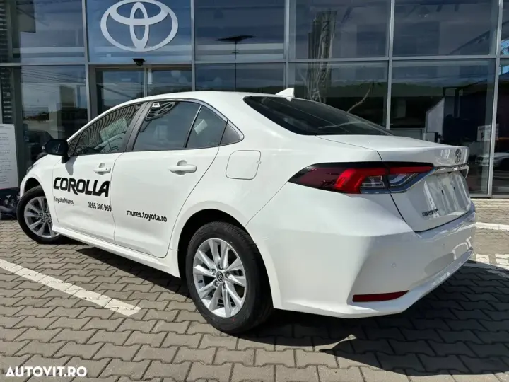 Toyota Corolla XII Sedan 1.5 TNGA MT Business