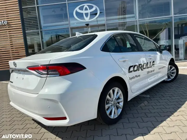 Toyota Corolla XII Sedan 1.5 TNGA MT Business