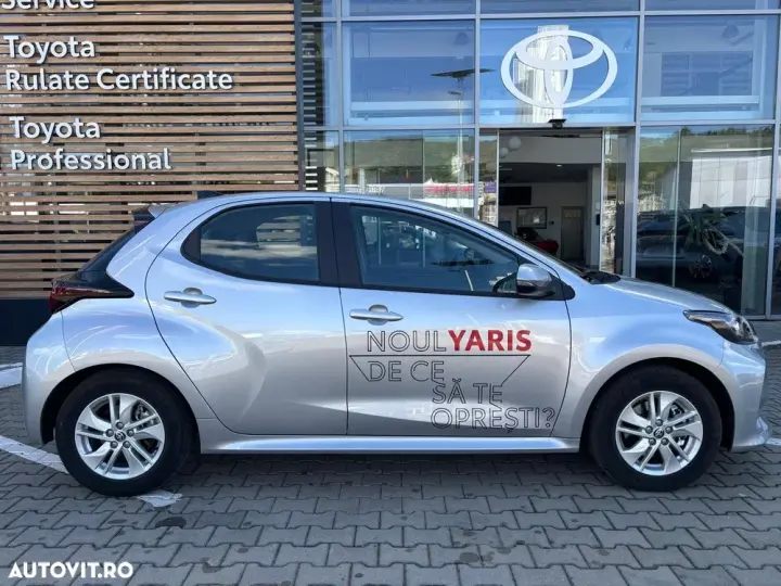Toyota Yaris 1.5 VVT-i HSD Active