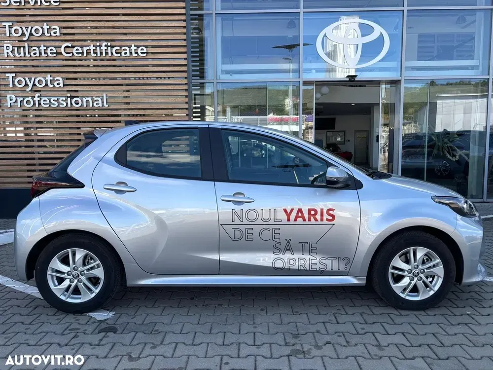 Toyota Yaris 1.5 VVT-i HSD Active — imagine 4