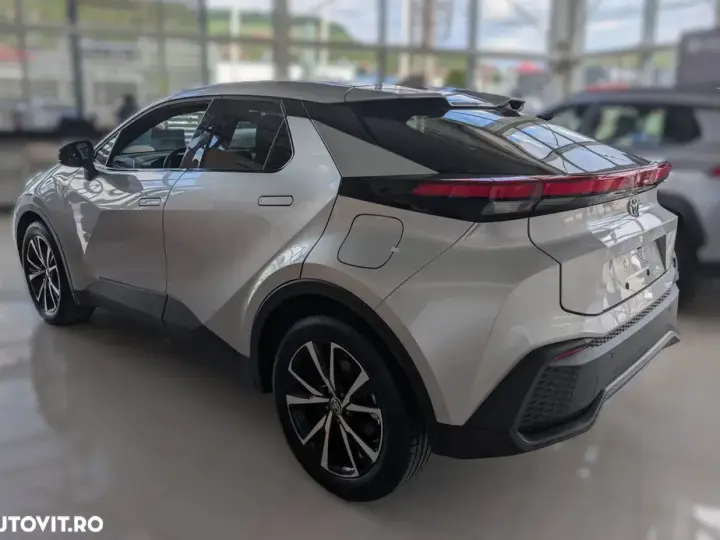 Toyota C-HR 2.0 HEV 197 CP 4x2 CVT Dynamic