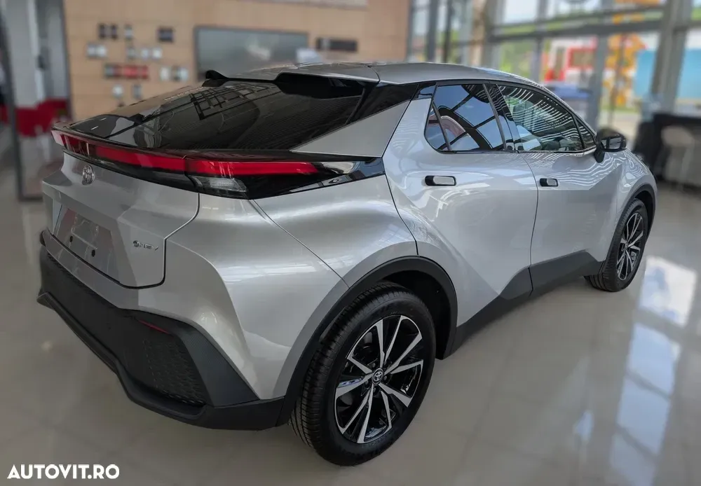 Toyota C-HR 2.0 HEV 197 CP 4x2 CVT Dynamic — imagine 3