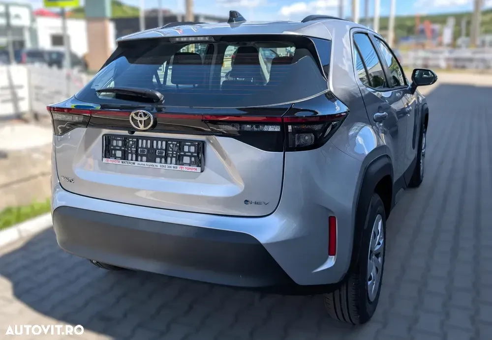 Toyota Yaris Cross 1.5 VVT-i HSD 4x2 Active — imagine 4