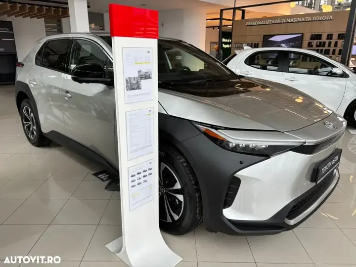 Toyota BZ4X 160 KW AWD Luxury Solar Edition