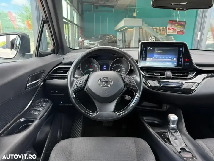 Toyota C-HR Flow