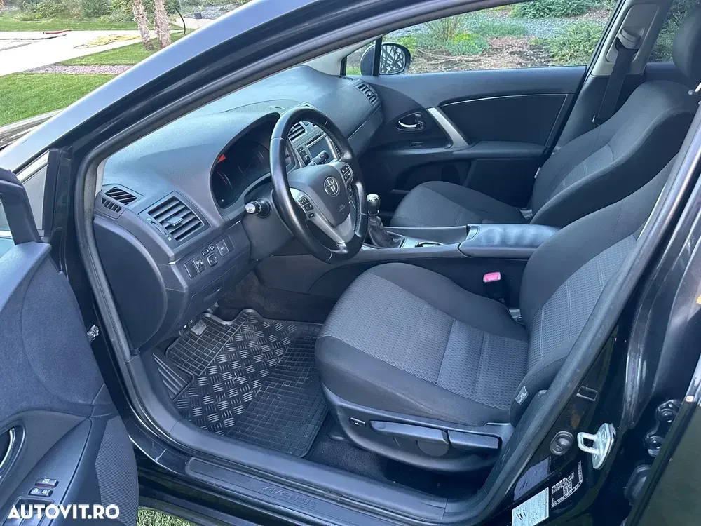 Toyota Avensis III 2.0 D-4D Business Edition — imagine 6