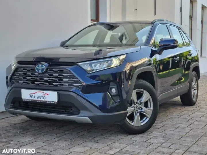Toyota RAV4 V