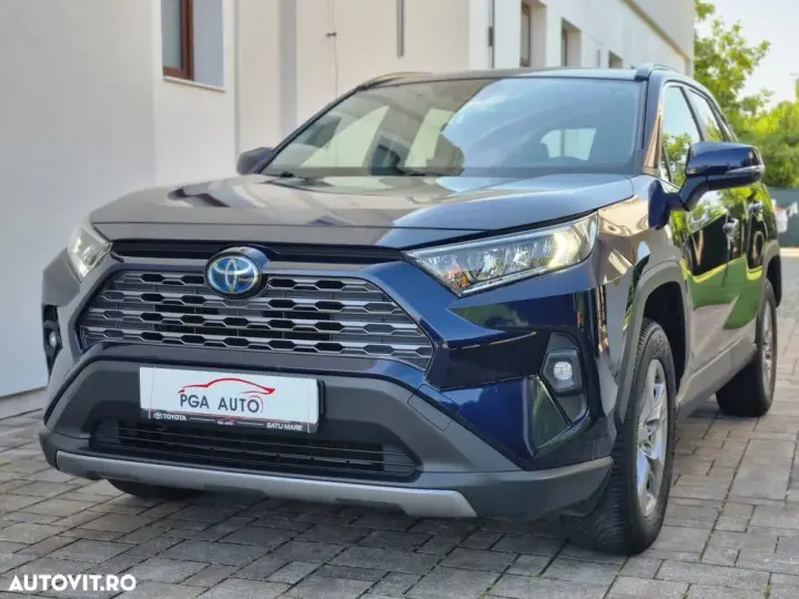 Toyota RAV4 V