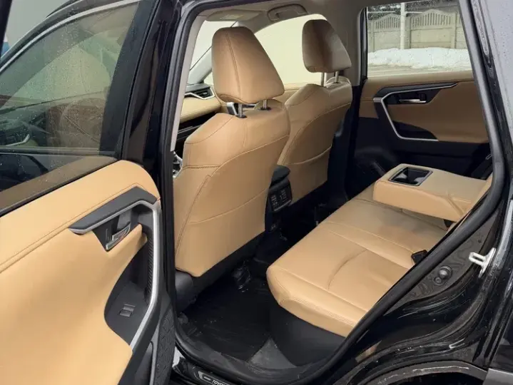 Toyota RAV4 V 2.5 VVT-iE 4x4 Luxury