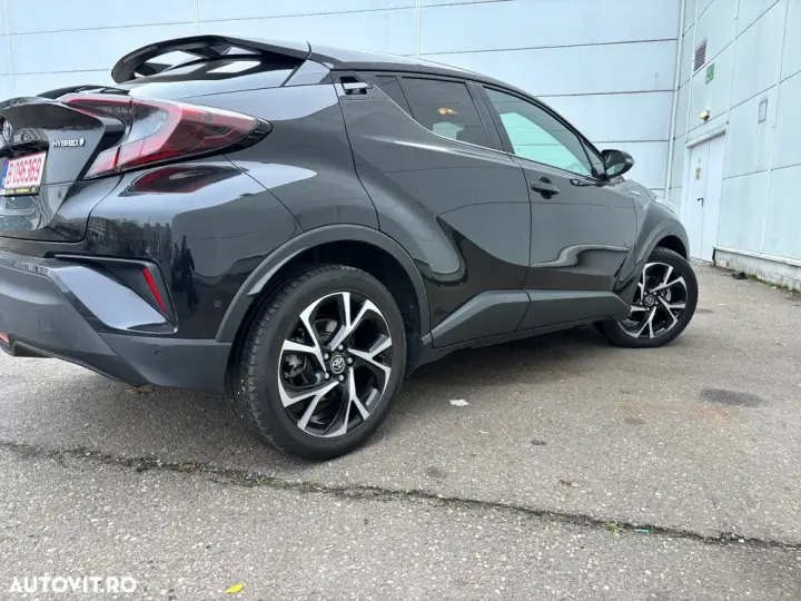 Toyota C-HR Lounge