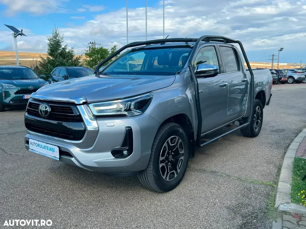 Toyota Hilux 4x4 Double Cab A/T Style — imagine 6