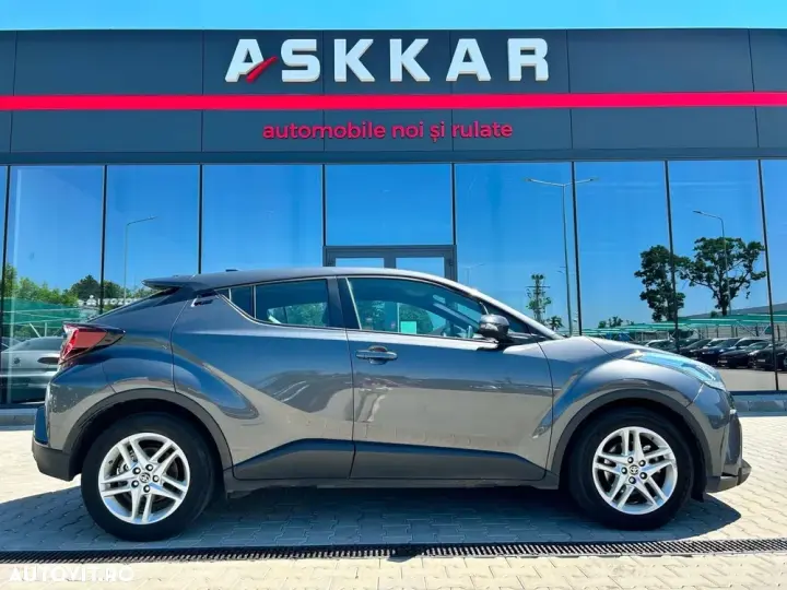 Toyota C-HR 1.8 HSD 4x2 CVT C-enter
