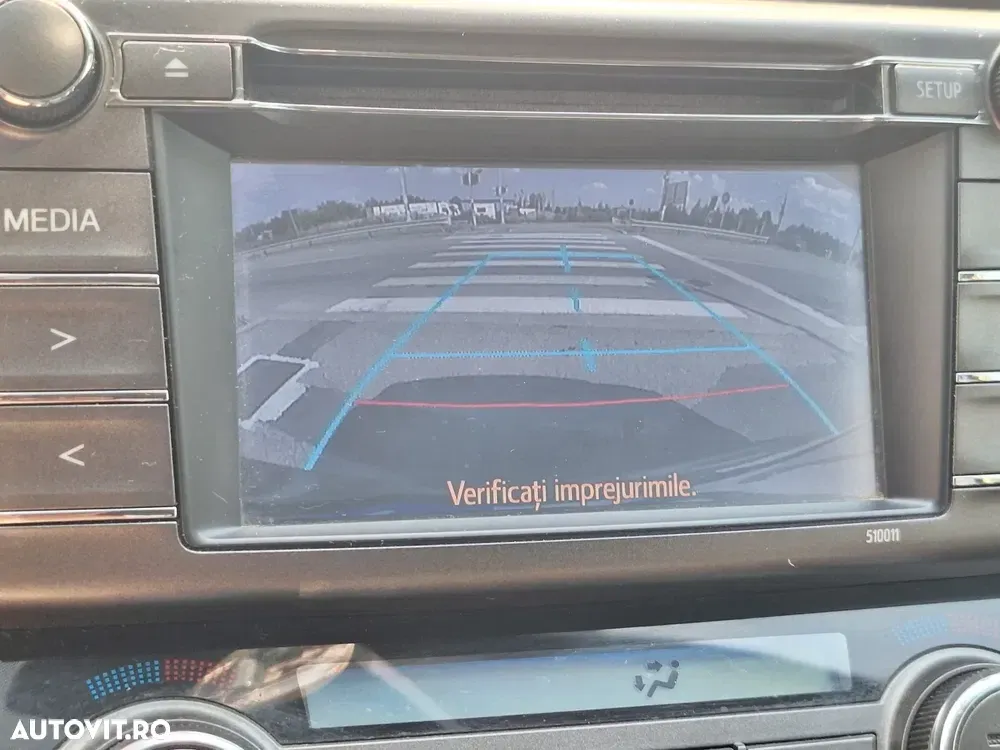 Toyota RAV4 IV 2.2 D-4D Luxury — imagine 5