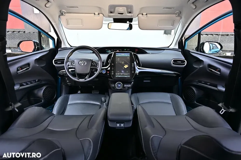 Toyota Prius V — imagine 5