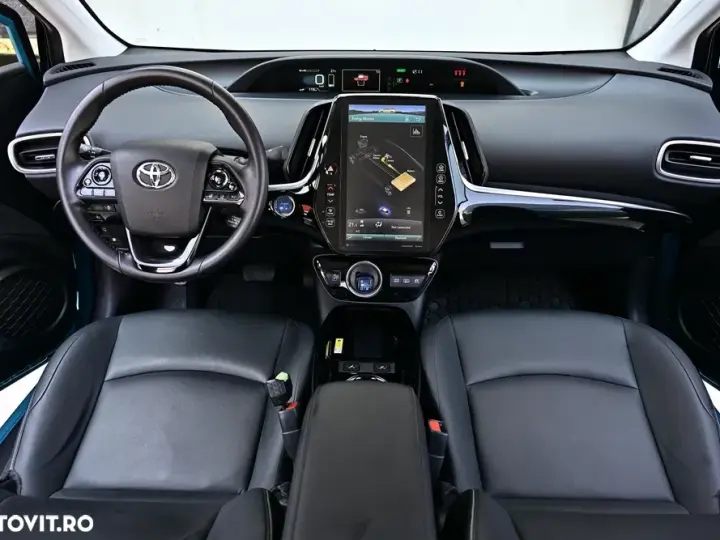 Toyota Prius V