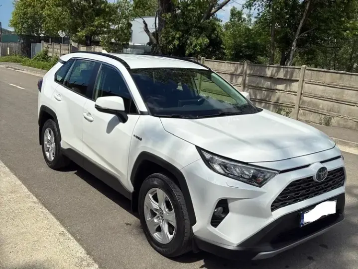 Toyota RAV4 V 2.5 4x4 Adventure
