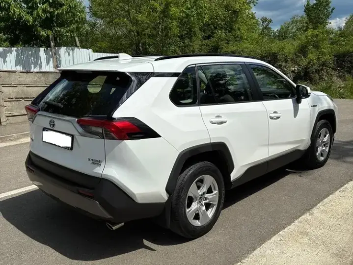Toyota RAV4 V 2.5 4x4 Adventure