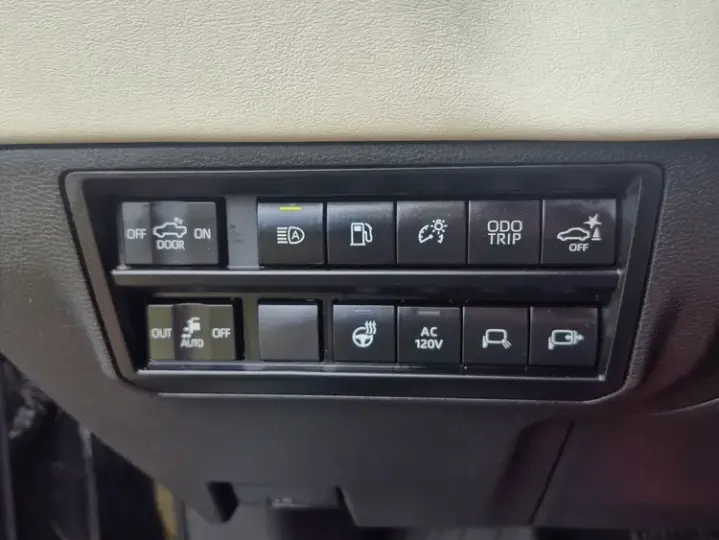 Toyota Tundra III